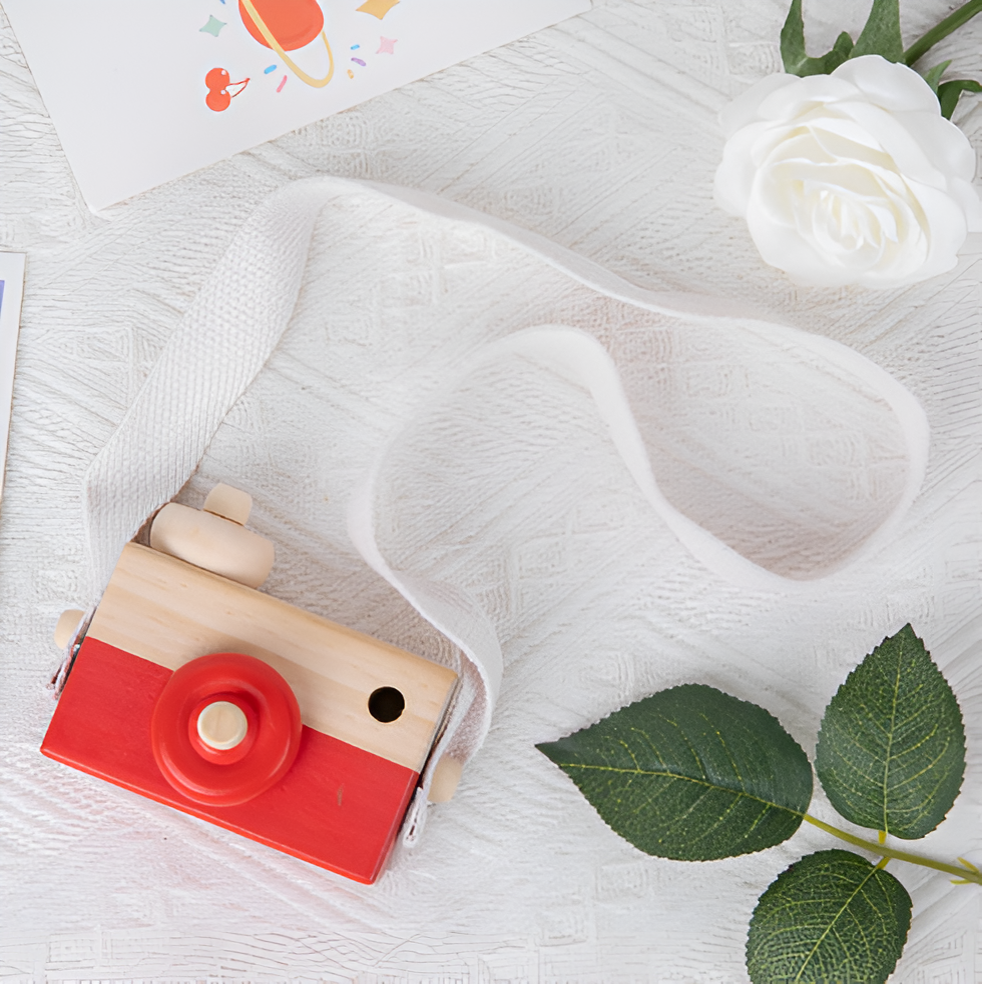 Macchina Fotografica in Legno Montessori