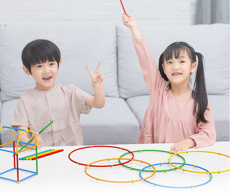 Costruzioni a Cannucce Montessori